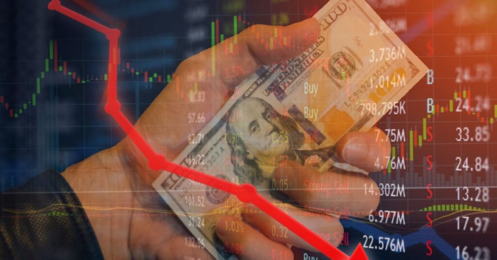 US Dollar Plummets to 3-Year Low: What It Means for Your Wallet