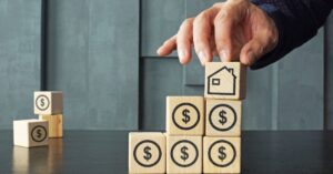 10 Steps for Picking a Hot Real Estate Market for Investment in 2025