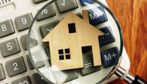 Mortgage Rates Predictions 2025 by Warren Buffett’s Berkshire Hathaway