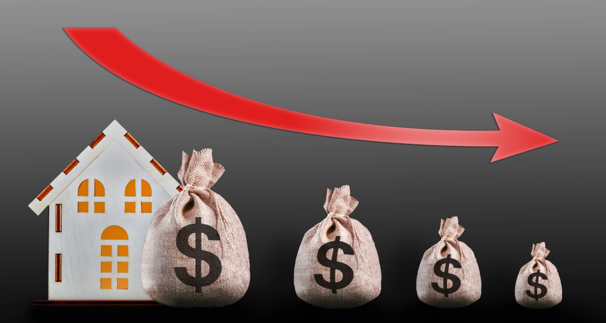 30‑Year Fixed Mortgage Rate Drops by 45 Basis Points Year-Over-Year